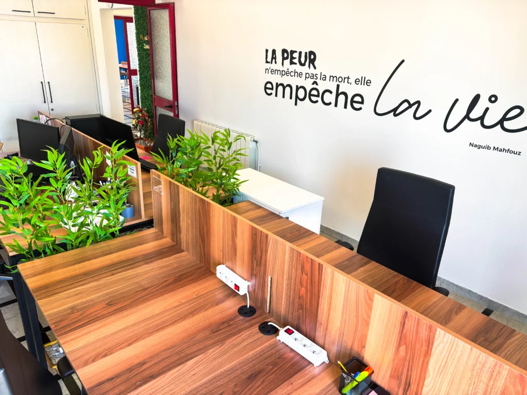 poste-travail-individuel-coworking-sfax